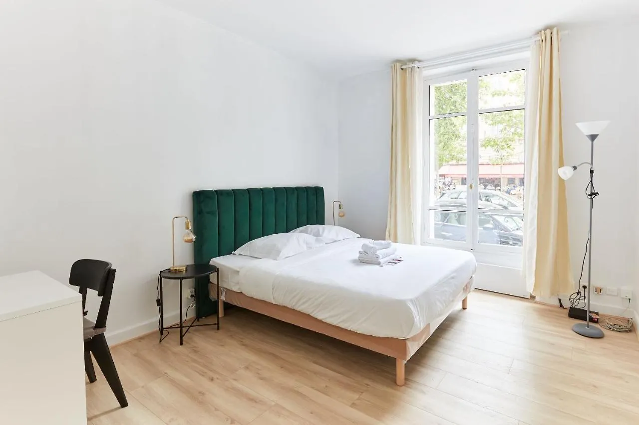 Eiffel Tower - Latin Quarter City Apartment Paris
